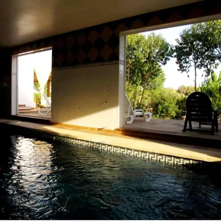 Дом отдыха Casa Nika De Campo Menorquina Con Piscina *