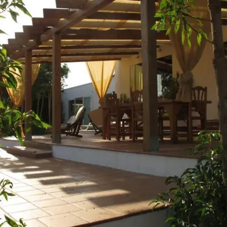 Casa Nika De Campo Menorquina Con Piscina Vakantiehuis Llumesanas