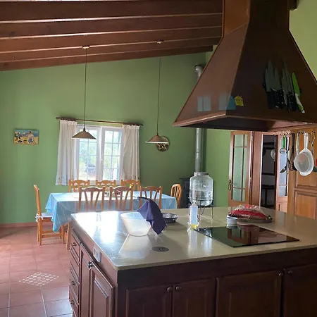 Casa de Férias Casa Nika De Campo Menorquina Con Piscina Llumesanas